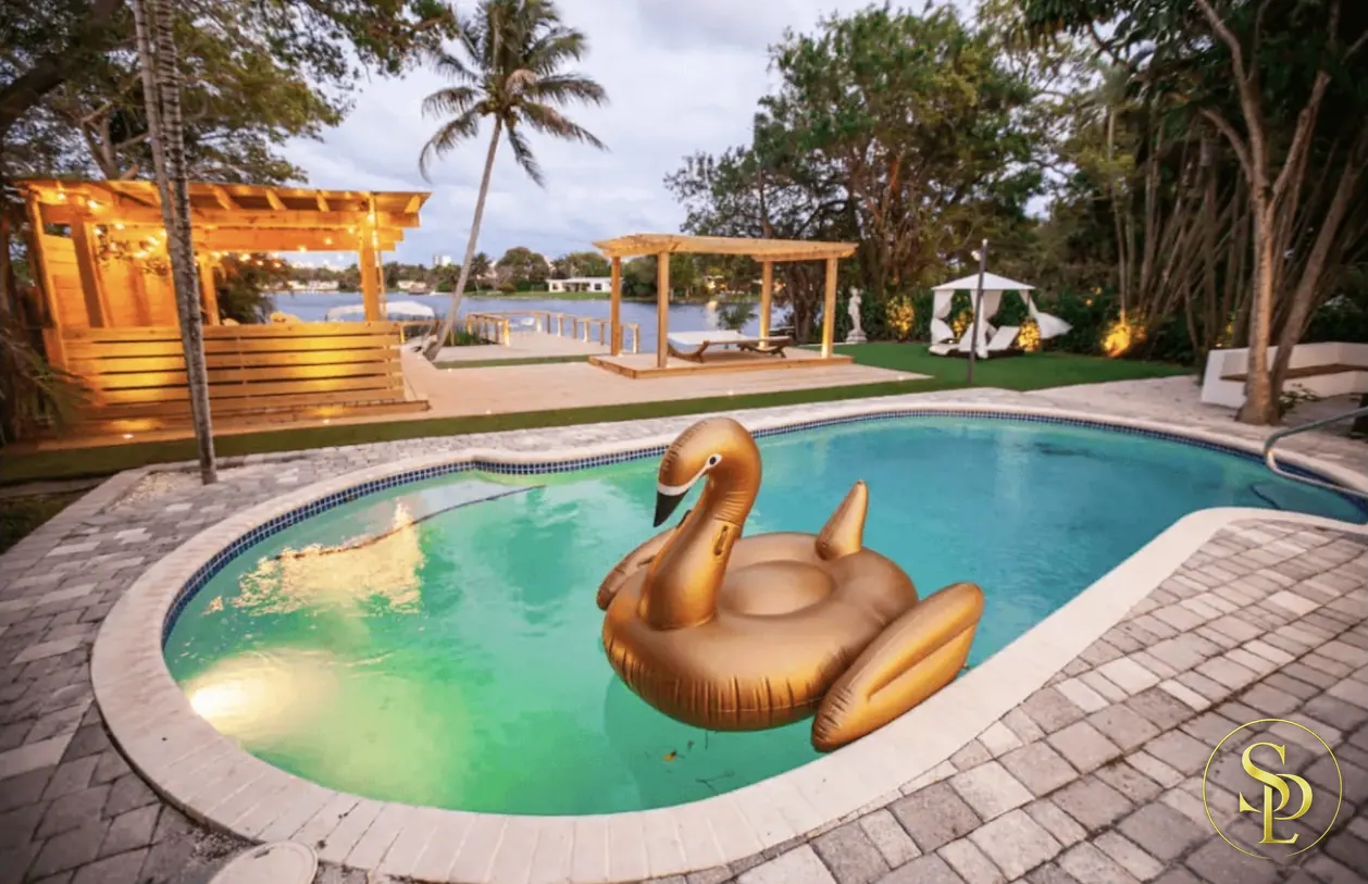 Villa Swan – photo 1