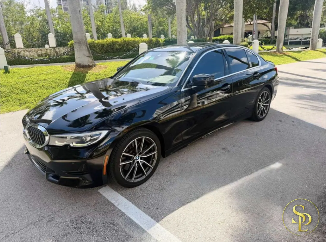 BMW 330i – photo 1