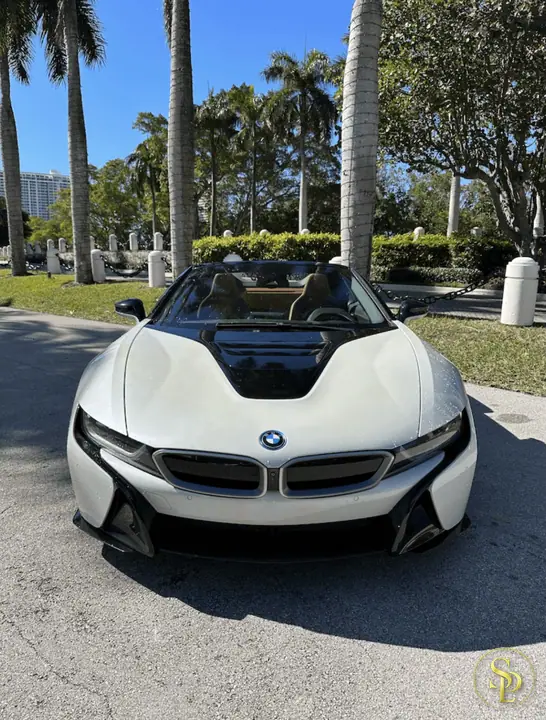 BMW i8 – photo 4