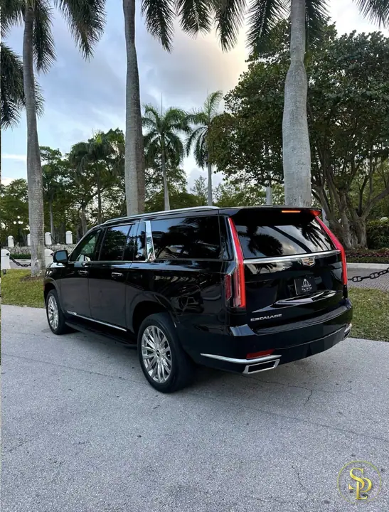 Cadillac Escalade 2022 – photo 2