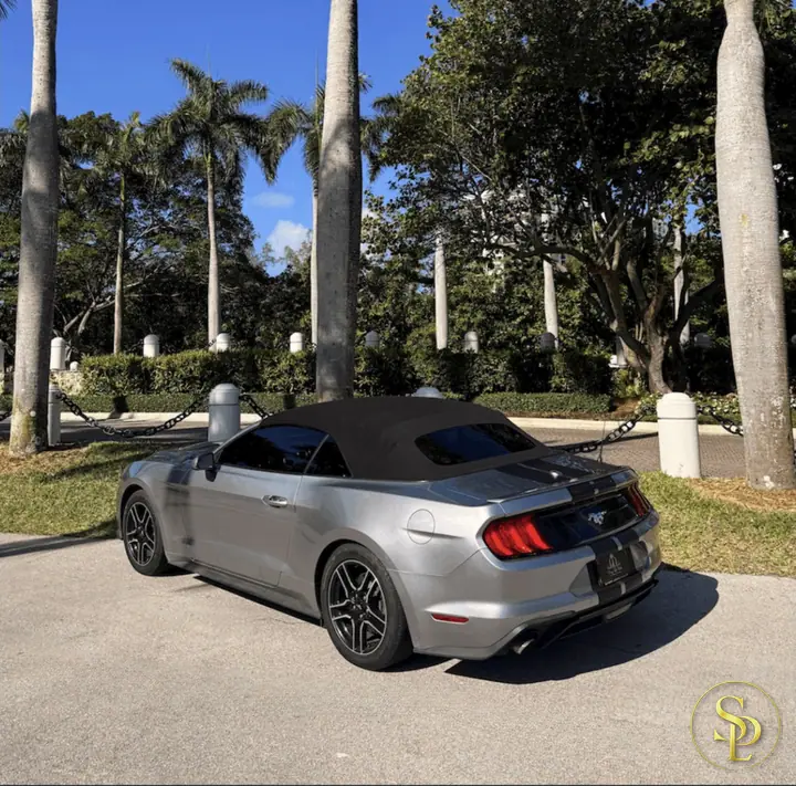 Ford Mustang Cabriolet – photo 2