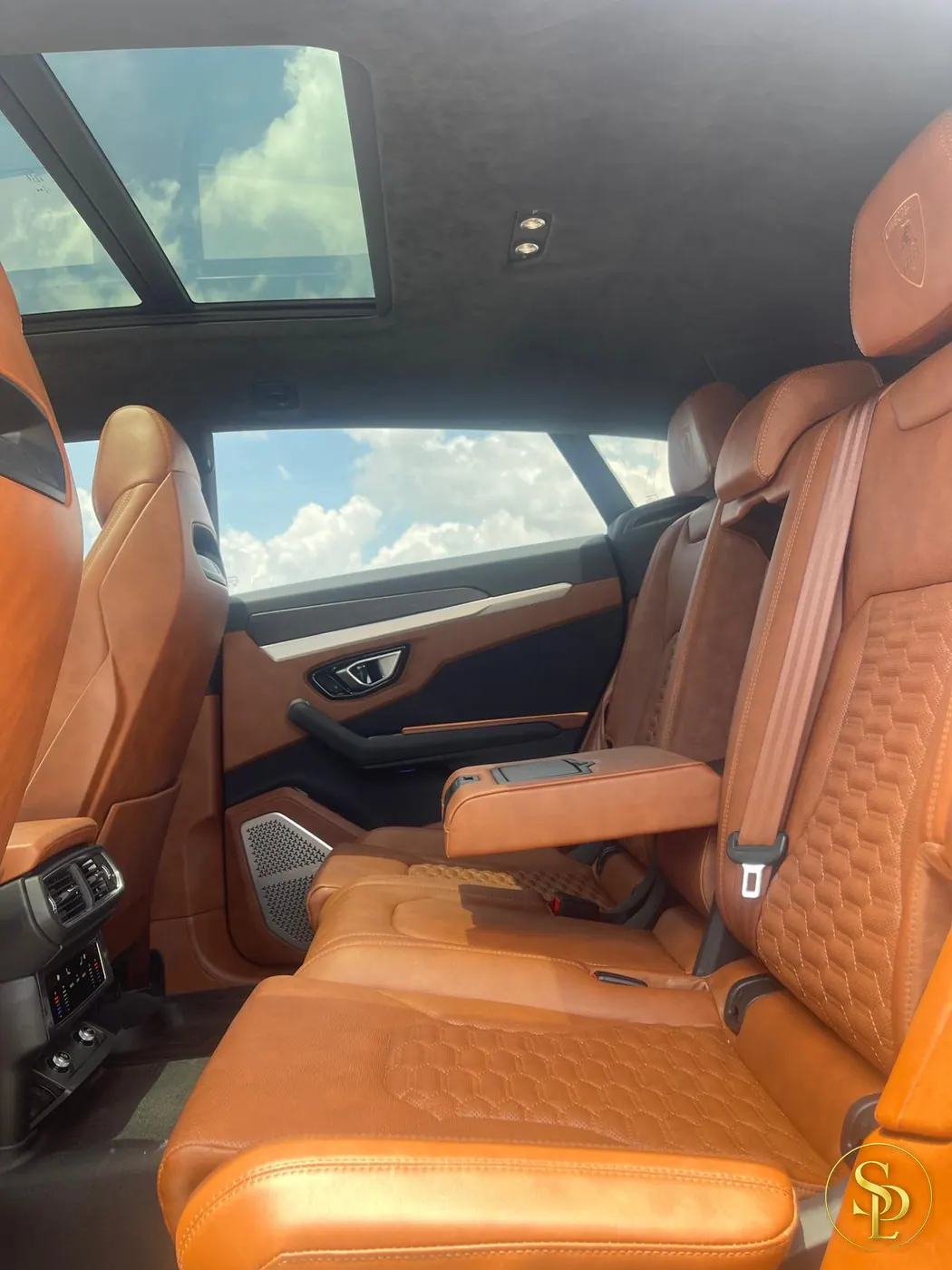 Lamborghini Urus – photo 8