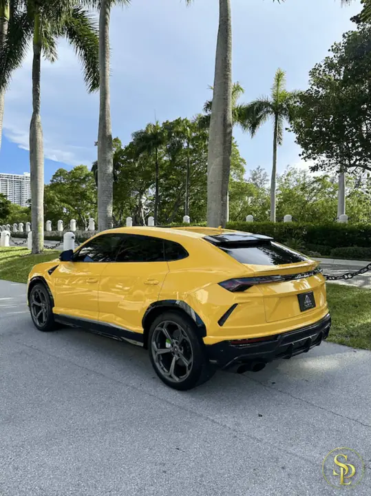 Lamborghini Urus – photo 2