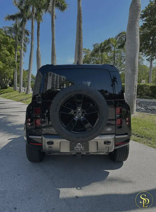 Land Rover Defender – photo 4