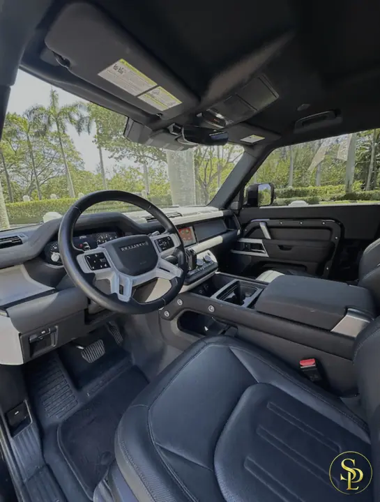 Land Rover Defender – photo 5