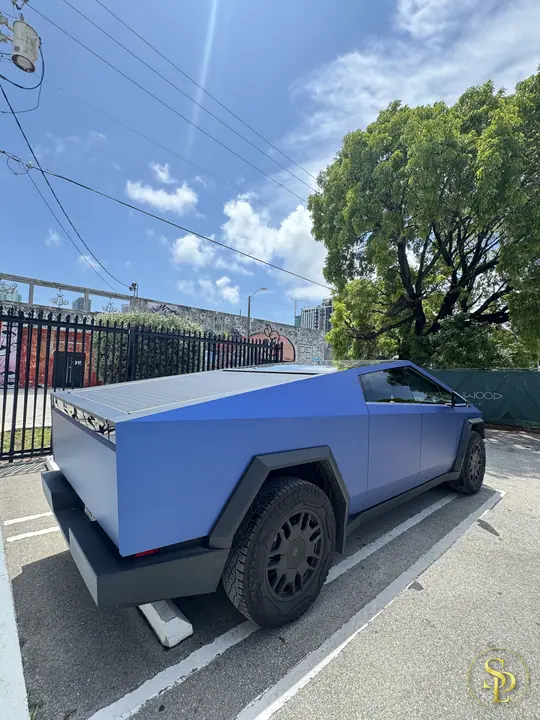 Tesla Cybertruck – photo 3