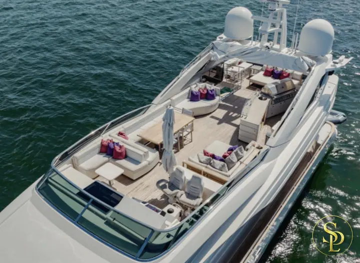 100' Dominator – photo 3