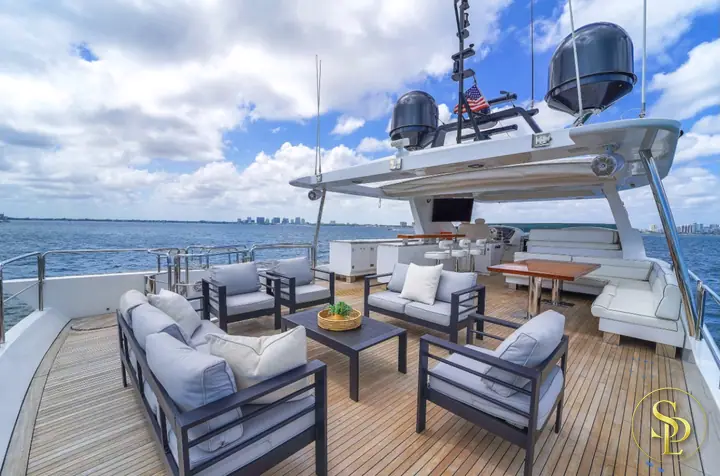 105' Azimut S – photo 4