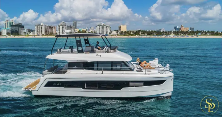 42' Fountaine Pajot