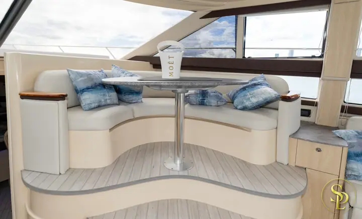 42' Meridian – photo 8