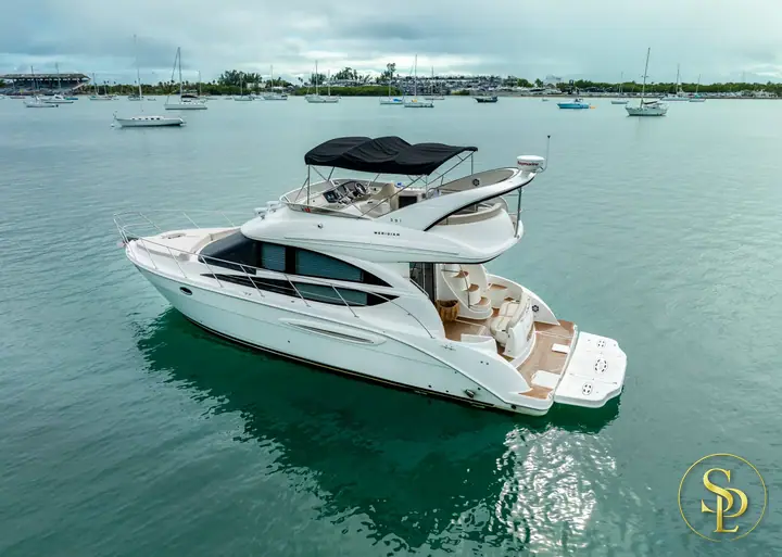 42' Meridian – photo 11