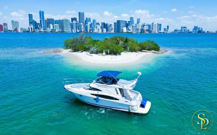 42' Regal – photo 12