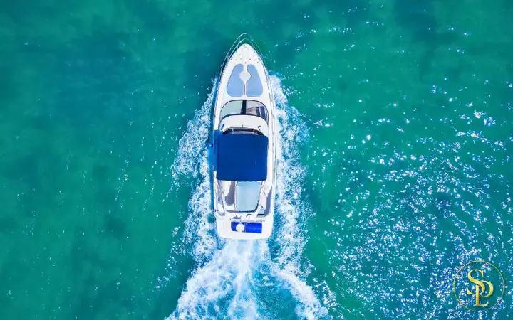 42' Regal – photo 20