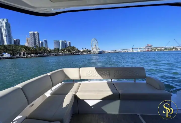 43' Regal – photo 3