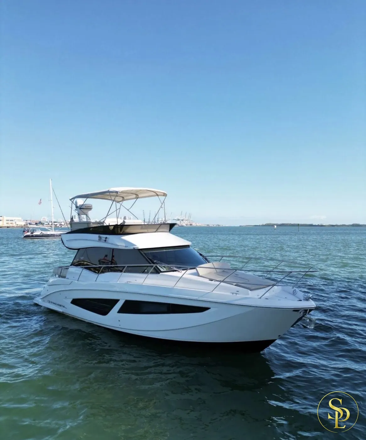 43' Regal – photo 7