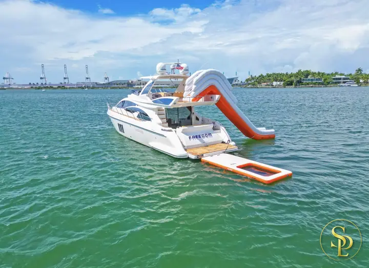 60' Beatrice – photo 2