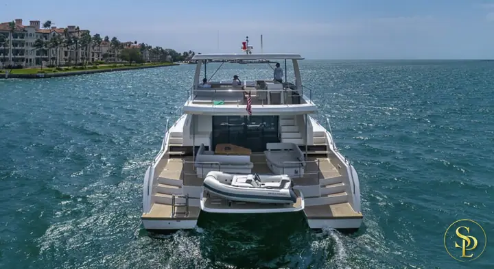 60' Catamaran – photo 2